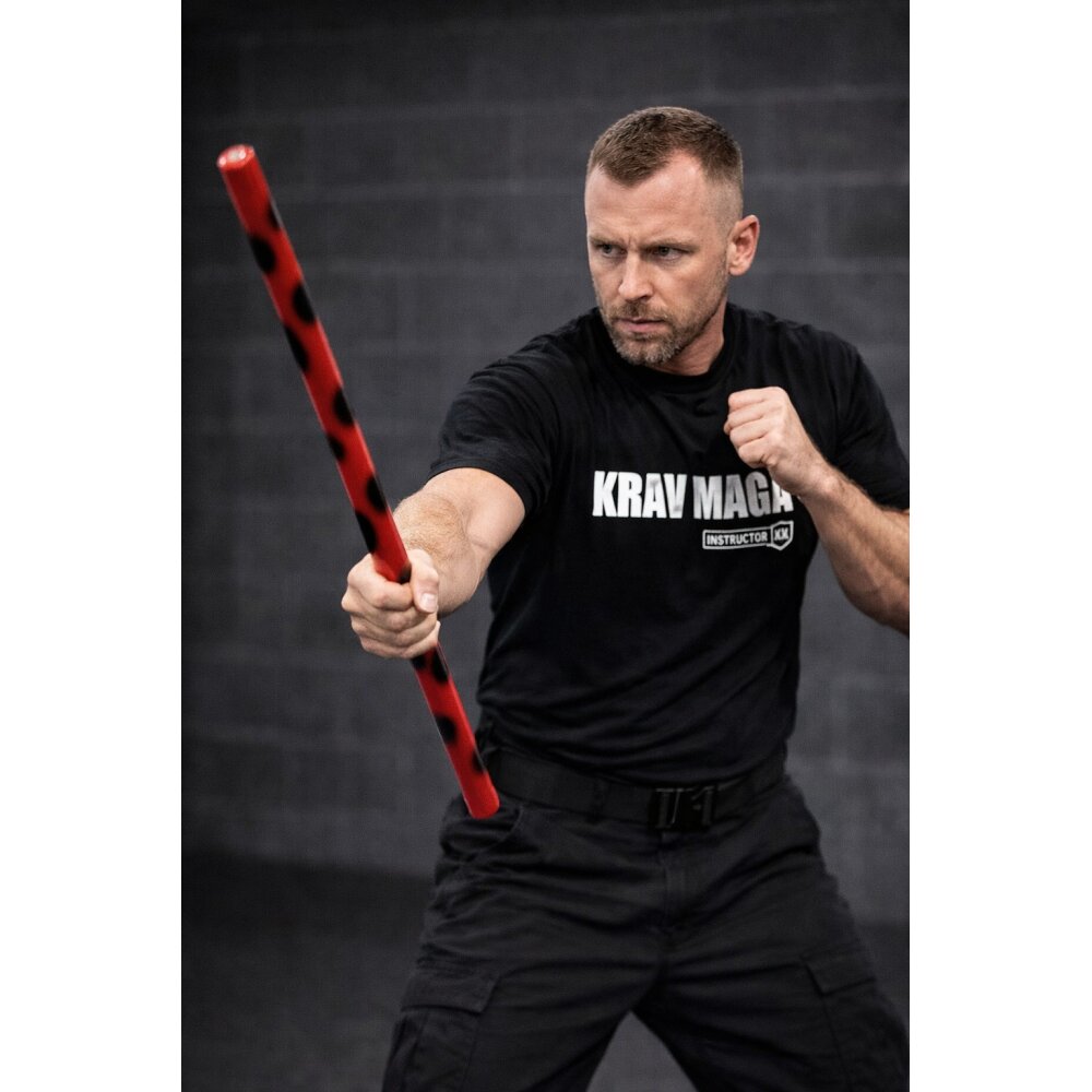 Trainingsstock Krav Maga Selbstverteidugung Rattan lackiert rot/schwarz 65 cm