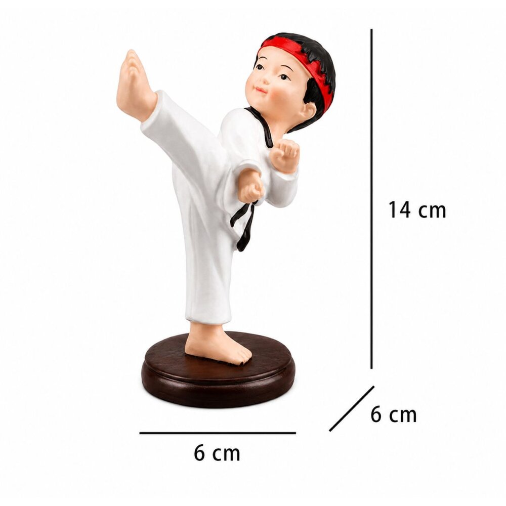 Master Kim Taekwondo Budo Figur mit Taekwondoanzug