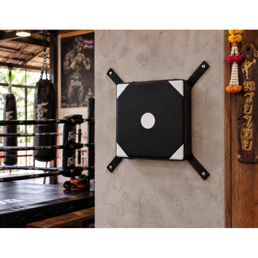 Wall Catcher Wand-Schlagpolster 34 x 34 cm schwarz